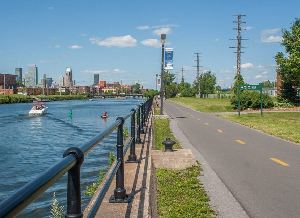 Cycling path Canal Lachine
